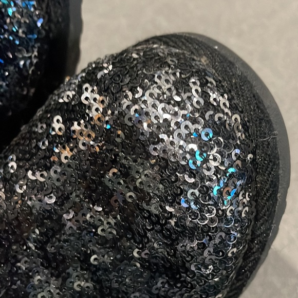 Sonoma Black and Silver Sequins Faux Fur Boots - Picture 7 of 15